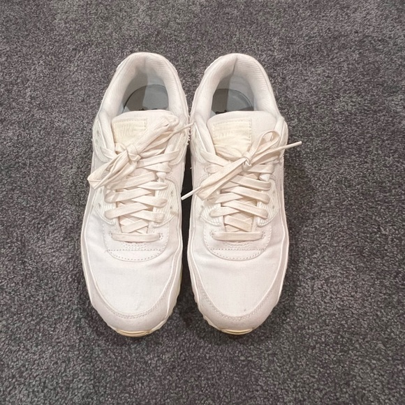 Nike Air Max 90 SE The Future Is Equal (Women’s) - Picture 3 of 10